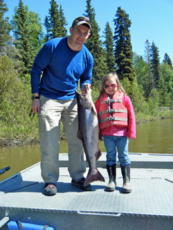 Family-Salmon-Fishing